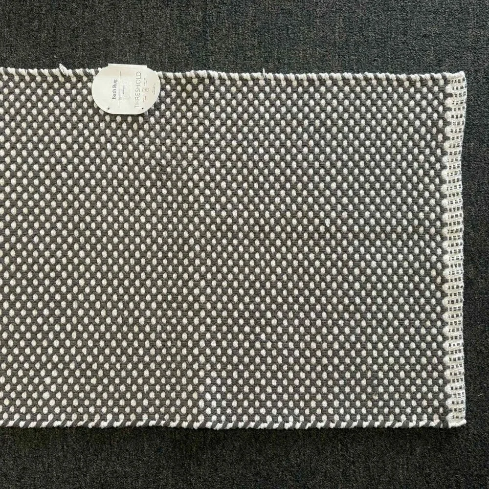 Brand New Threshold Bath Rug Reversible, 20” X 32”, Grey/Cream.